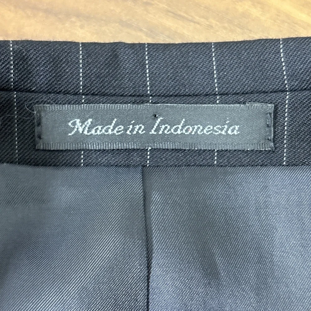 LAUREN Ralph Lauren Black Pinstripe 100% Wool 3 Button Summer Suit Jacket Sz 44L